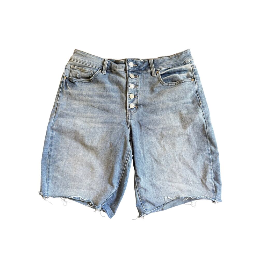 Time and Tru Women's High Rise Button Fly Denim Bermunda Shorts Sz 14